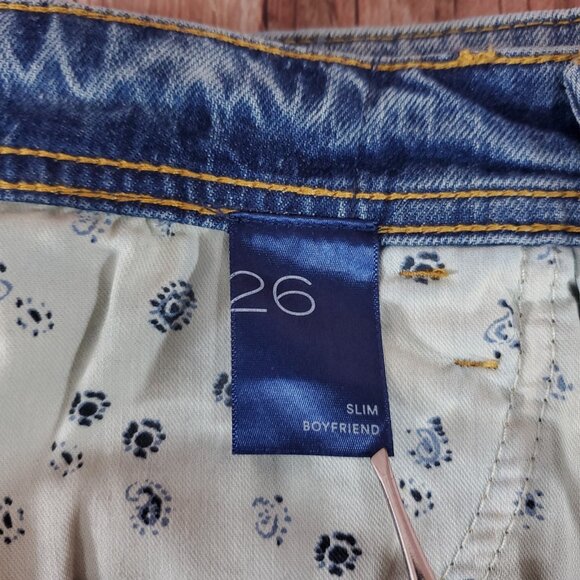 Anthropologie Pilcro Size 26 Slim Boyfriend Embroidered Patch Mid Rise Jeans - Picture 12 of 15